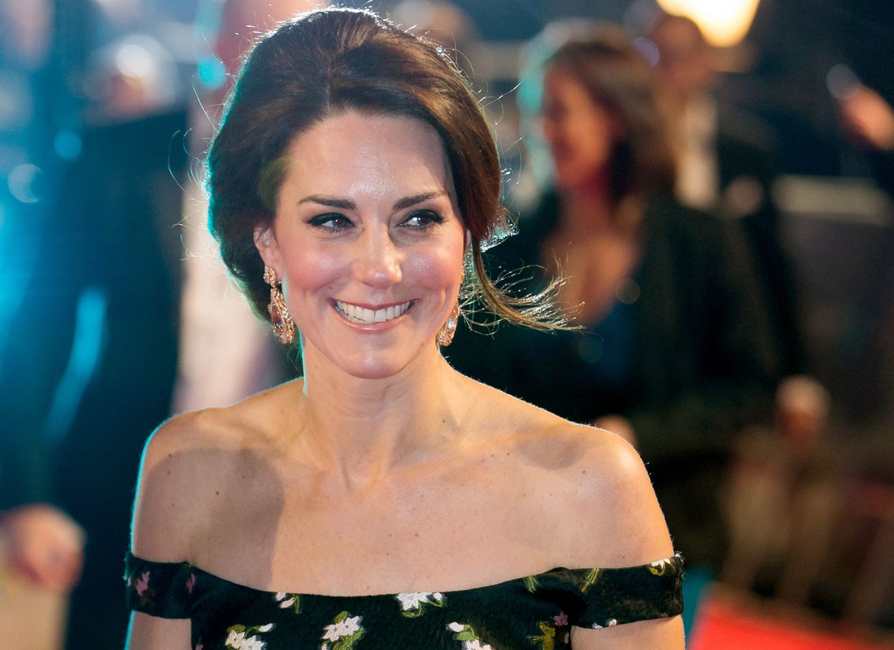 LOOK OF THE DAY: Kate Middleton w sukni Alexandra McQueena
