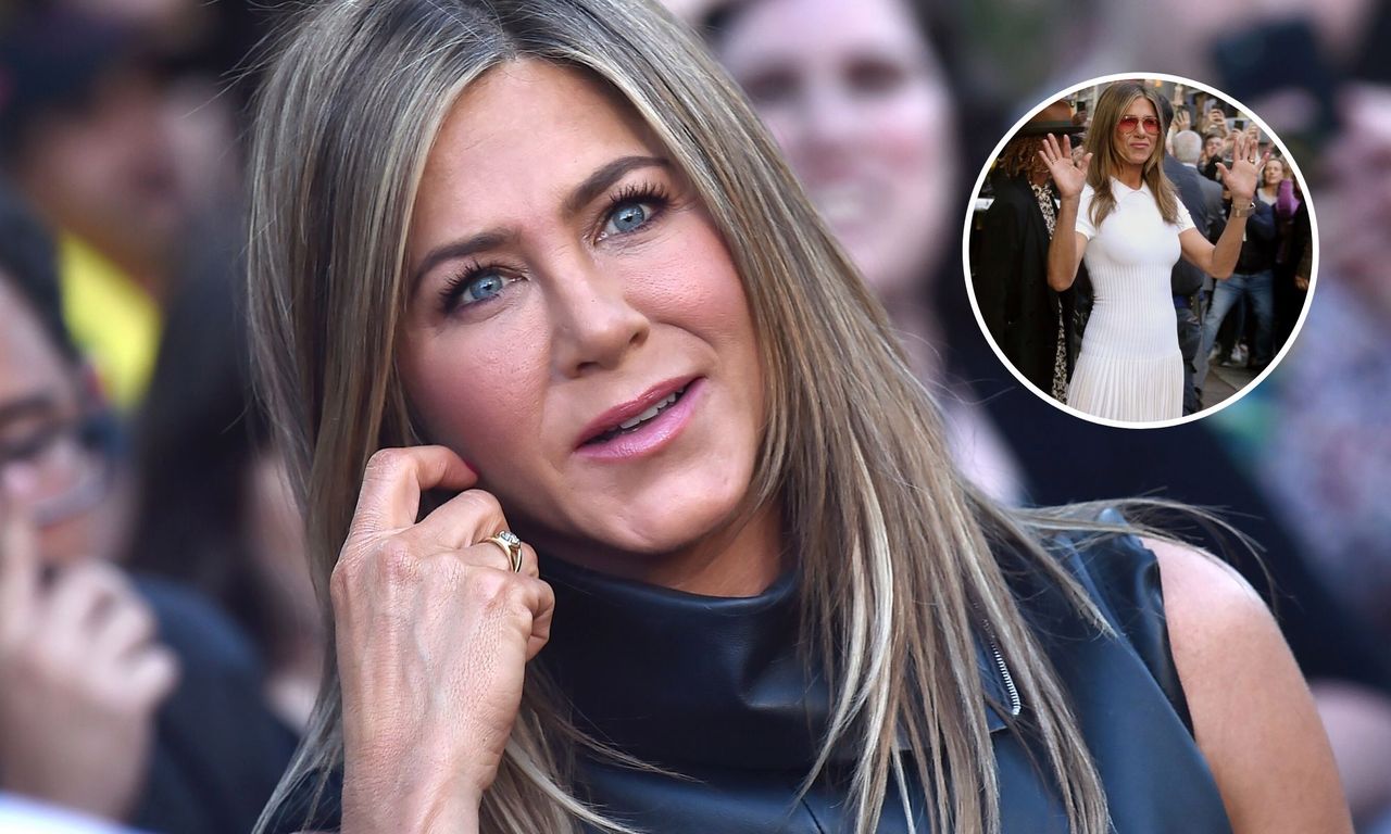 Jennifer Aniston w krótkiej sukience. Jej nogi robią wrażenie