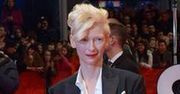 Dziwna stylizacja Tildy Swinton
