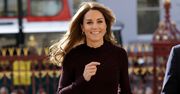 Kate Middleton w spodniach-kulotach. Są na wyprzedaży