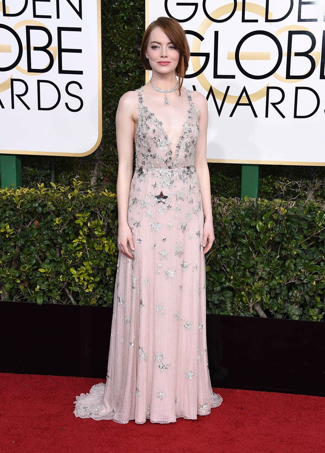 Emma Stone w sukni Valentino - Złote Globy 2017, najpiękniejsze kreacje wszech czasów