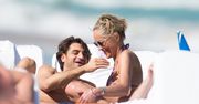 60-letnia Sharon Stone ma romans z młodszym mężczyzną. Przyłapano ich na plaży