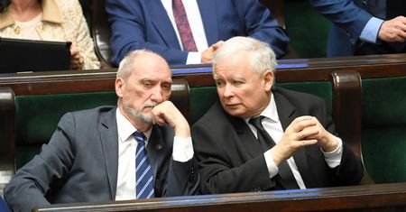 Badanie poparcia partii politycznych. PiS bez większości parlamentarnej, spada KO
