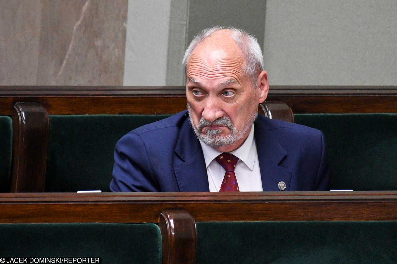 Macierewicz odwołany. Lasek: "Wzrośnie wiarygodność polskiego rządu"