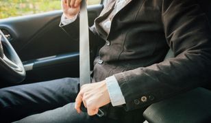 Przyda się w aucie. Miej go przy sobie w razie wypadku