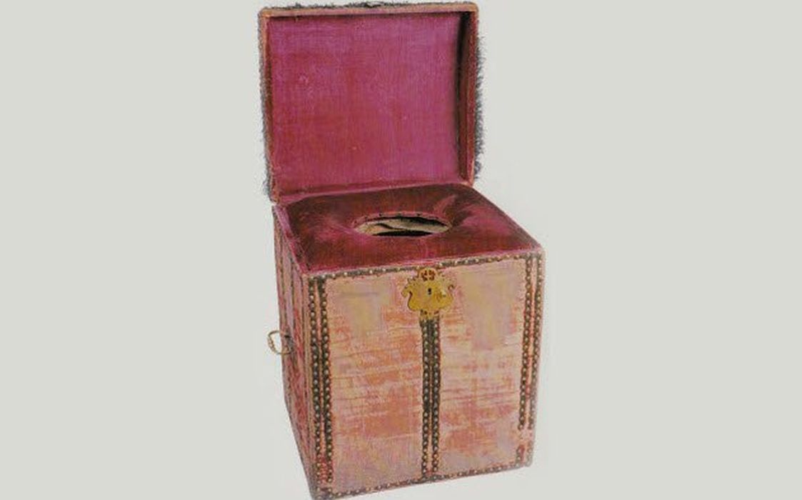 Król masturbator i serce nad łóżkiem. Wstydliwe nawyki władców