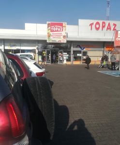 Zakaz handlu nie dla nich. W niedziele Topaz sprzedaje w najlepsze