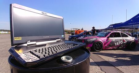 Laptop za 44 tys. złotych. Oglądaliśmy Predatora 21X