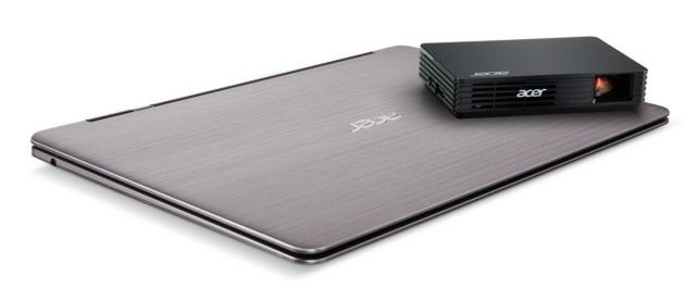 PIKO projektor Acer C120