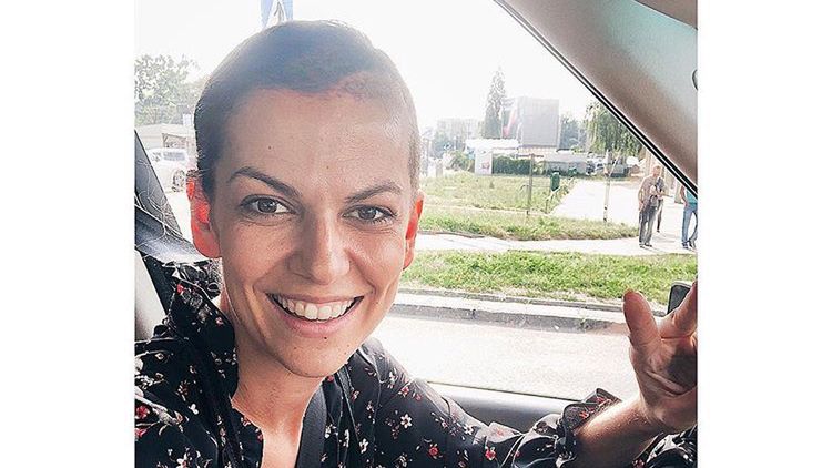 Alżbeta Lenska poinformowała swoich fanów, że ponownie usiadła za kierownicą 