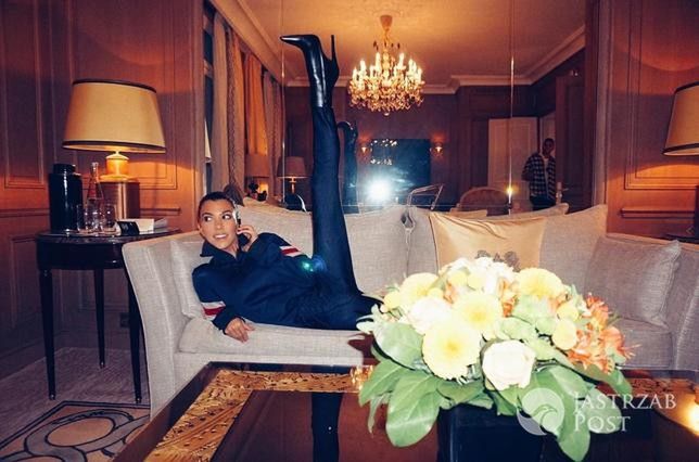 Kourtney Kardashian jak Victoria Beckham rozciąga się na Instagramie