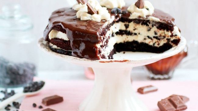 Tort Cookie Dough. Warstwowa góra słodkości