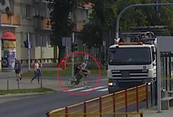 Toruń. Rowerzysta śmiertelnie potrącił kobietę i uciekł. "Sprawdzamy każdą informację"