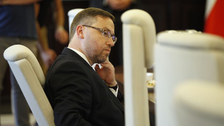 Wiceminister Bartosz Cichocki zapewnia, że opóźnienie w budowie bazy w Redzikowie nie ma związku z ustawą o IPN