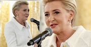 Agata Duda jak z katalogu Chanel na uroczystej konferencji. Już sama marynarka jest hitem