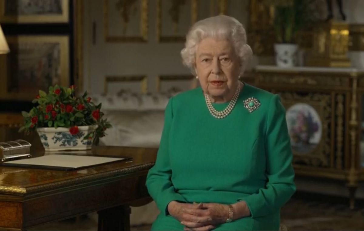 Królowa Elżbieta II wygłosiła orędzie. "Razem stawimy czoło tej chorobie"