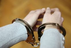 Puławy: 50-latek wielokrotnie gwałcił swoją matkę. Trafi za to do więzienia