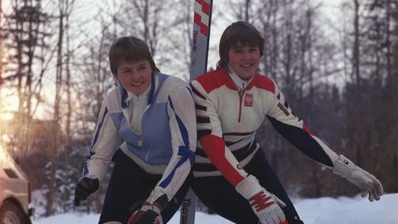 Zakopane 02.1983. Narciarki alpejskie, wielokrotne mistrzynie Polski w narciarstwie zjazdowym Ma��gorzata (L) i Dorota (P) Tla��k��wny.
ka
PAP/Stanis��aw Momot

Dok��adny dzie�� wydarzenia nieustalony.
 

<ENGLISH>
Zakopane, February 1983. Alpine skiers and multiple Poland downhill champions Malgorzata (L) and Dorota (R) Tlalka.
ka
PAP/Stanislaw Momot

Event day unknown
</ENGLISH>