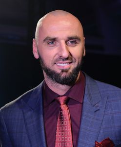 Marcin Gortat z partnerką na premierze "Wiedźmina"