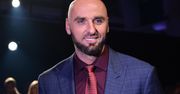 Marcin Gortat z partnerką na premierze "Wiedźmina"