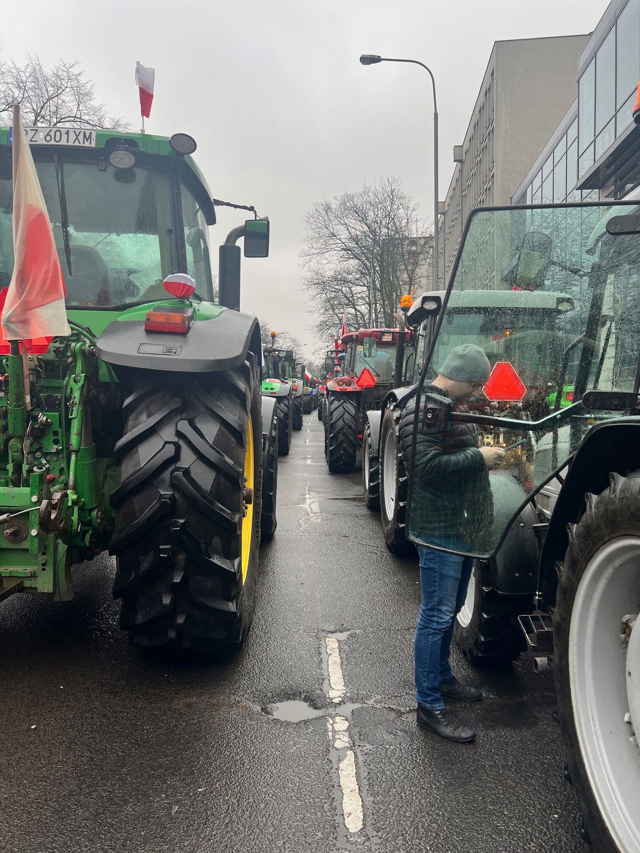 Rozpoczął się ogólnopolski protest rolników. Demonstracje odbywają się w ponad 250 miejscach