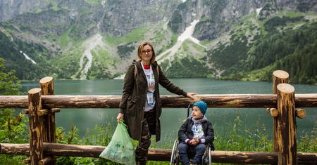 6-letni Arek znów nad Morskim Okiem. "Jestem zszokowana zachowaniem ludzi" – pisze jego mama