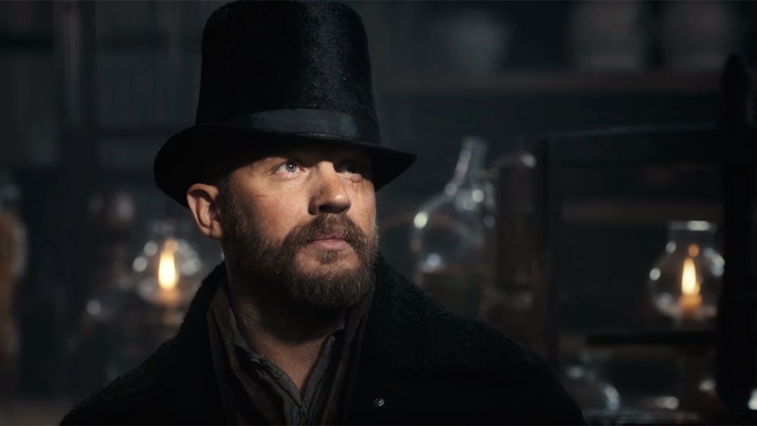 "Taboo": Tom Hardy robi głupie rzeczy