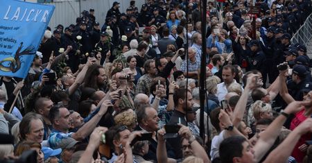 Adrian Zandberg: nie ma można mieć pretensji do policji. Co zaszkodzi PiS?