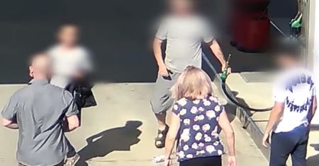 Klienci powstrzymali podpalaczkę. Chciała wysadzić stację w Bielawie