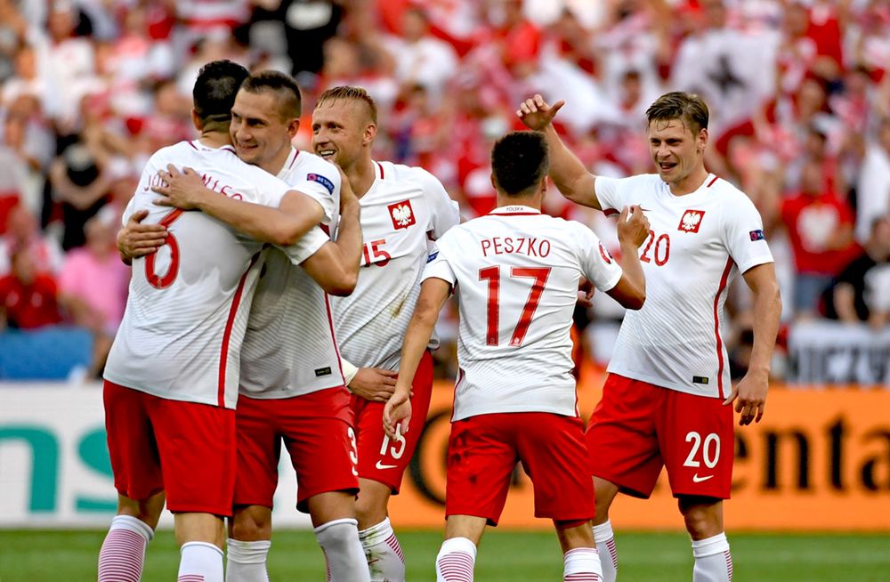 Jak obejrzeć mecz Polska - Urugwaj legalnie i za darmo w internecie