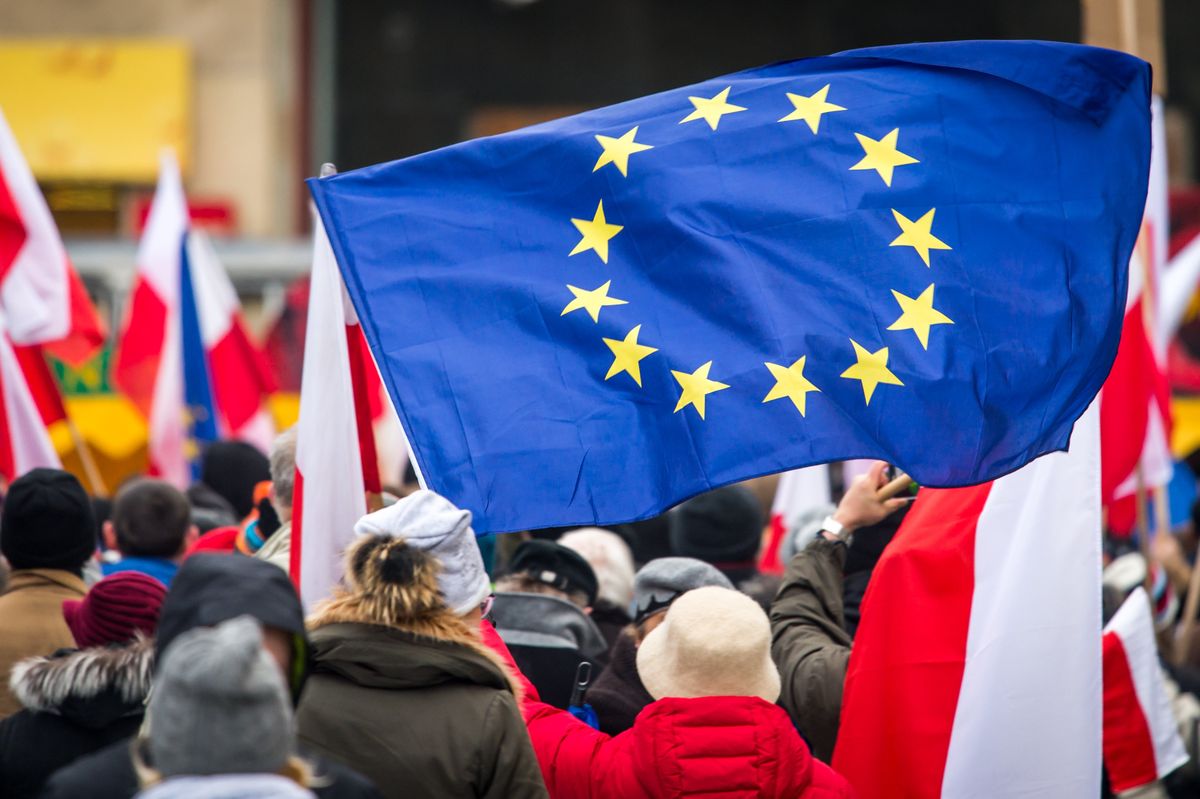 CBOS: 88 proc. badanych chce Polski w UE. Rosną proeuropejskie nastroje