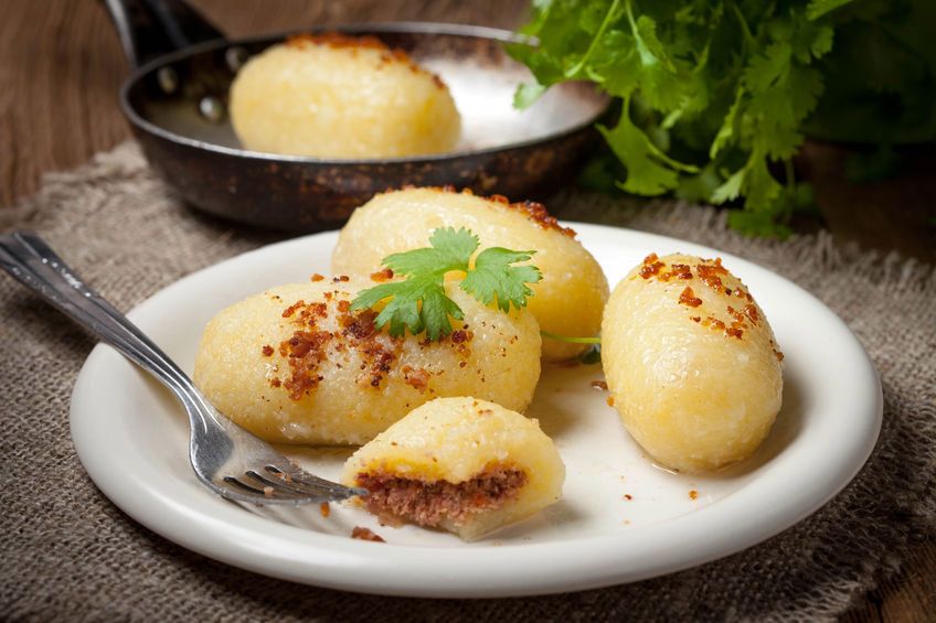 Kartacze z mięsnym farszem 