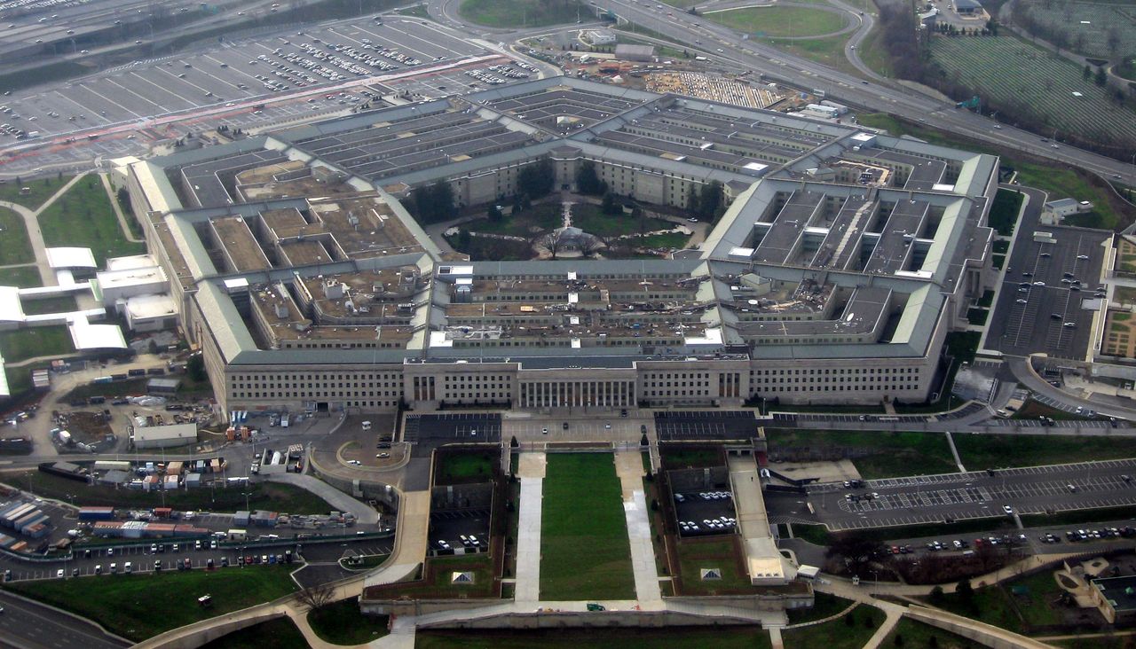 Pentagon: "Chiny zostawiły nas w tyle". Amerykanie już nie są światową potęgą