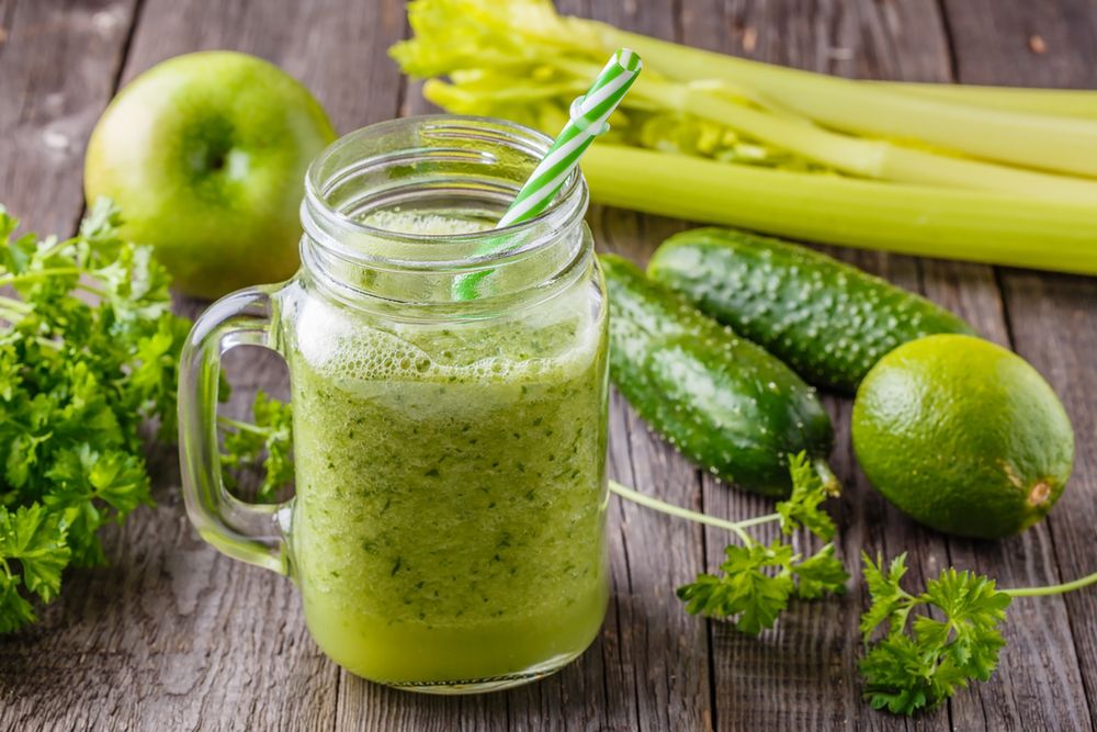 Zielone smoothie to tylko jeden posiłek, który warto dołączyć do diety.