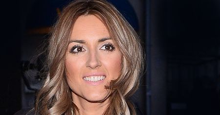 40-letnia Karolina Szostak w kabaretkach i mini. Postawiła na jesienne kolory