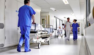 Odsiaduje dożywocie za morderstwo dwóch osób. Okazuje się, że zabił niemal 100 razy