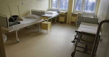 Kobieta zmarła po porodzie. Rodzina żąda milionowego odszkodowania