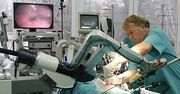 Robot-chirurg