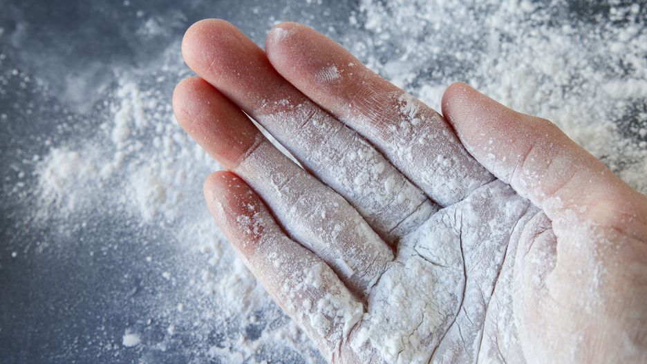 Dyskusja na temat możliwej szkodliwości talku trwa od początku lat 70. ubiegłego wieku.