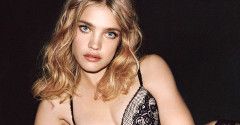 Seksowna Natalia Vodianova w bieliźnie Etam
