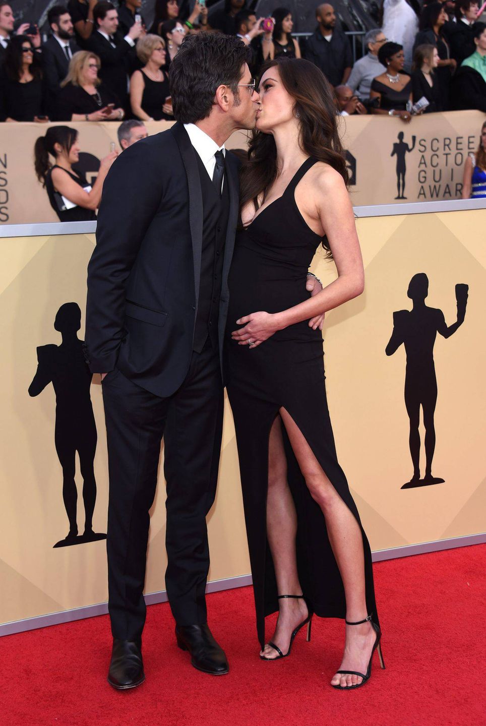 Caitlin McHugh i John Stamos