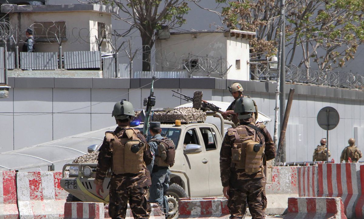 Afganistan. Co najmniej 3 ofiary zamachu na posterunek policji. Są też ranni