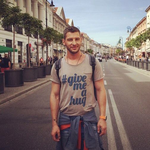 Leszek Stanek na planie teledysku "Give me a hug" 