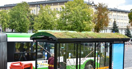 Warszawa. Zielone przystanki coraz bliżej