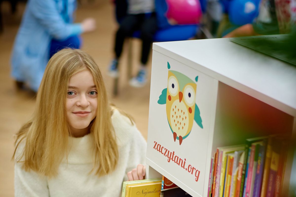 "Zaczytani" - Dzieci czytają dzieciom. Otwarcie biblioteki małego pacjenta z Gabrysią Raczyńską