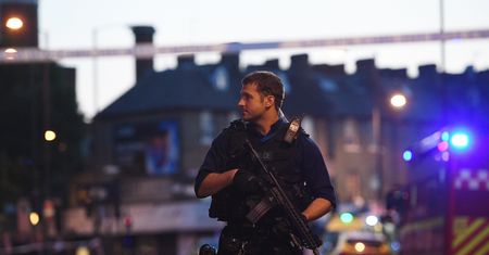 Służby sprawdzają napastnika z Londynu. "Nie był nam znany"