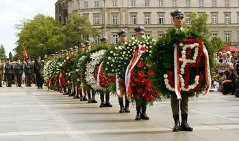 Powstańcy złożyli kwiaty na Grobie Nieznanego Żołnierza
