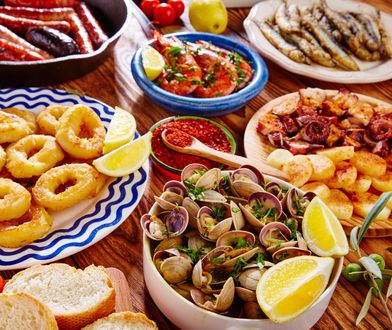 Tapas – przekąski w hiszpańskim stylu. Coś małego na ząb