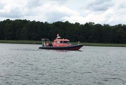 Poszukiwania Piotra Woźniaka-Staraka. Nasi reporterzy są nad jeziorem Kisajno