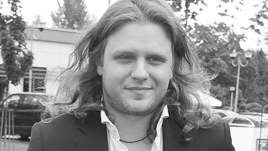 Piotr Woźniak-Starak tragicznie zginął na Mazurach. Sąd zajmie się jego pochówkiem